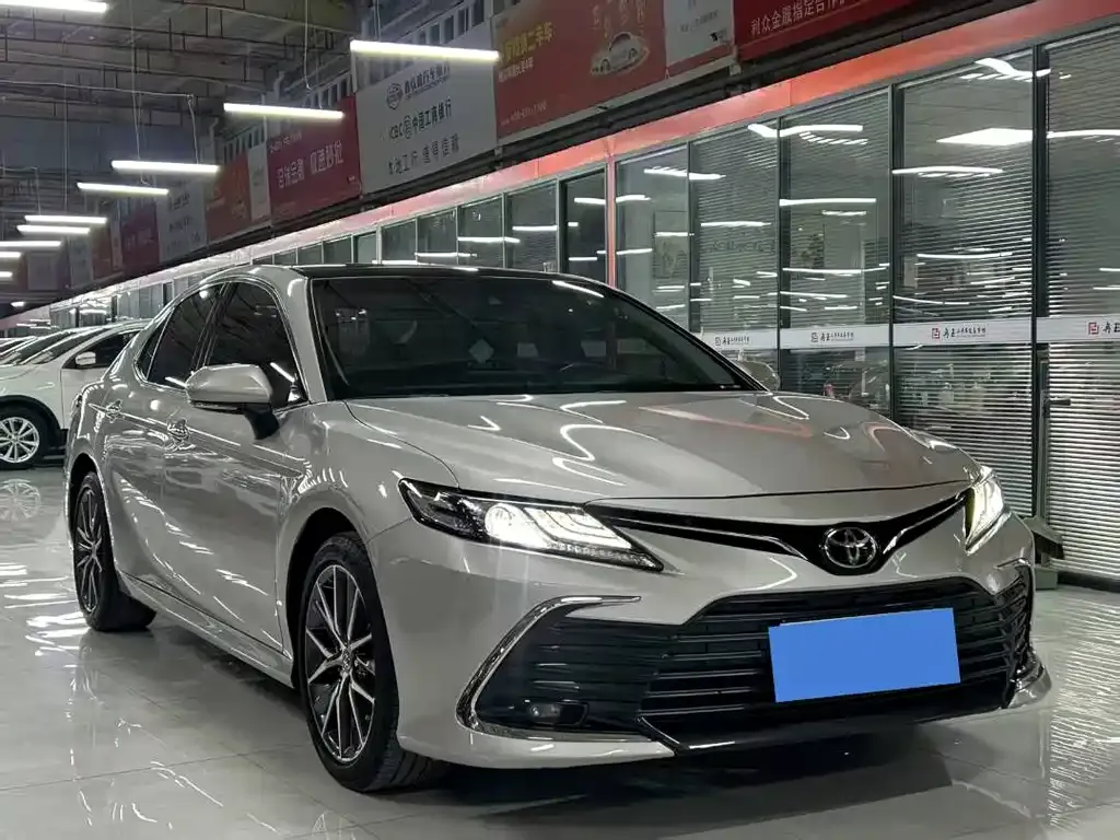 Toyota Camry 2022 из CN, фото 3