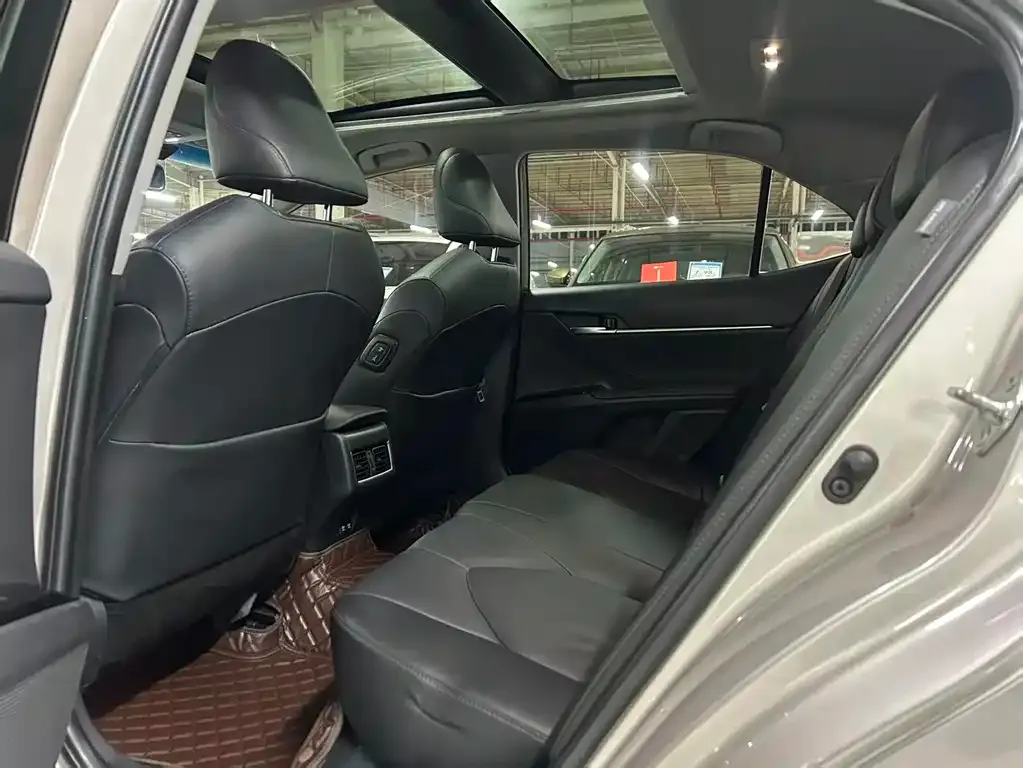 Toyota Camry 2022 из CN, фото 6