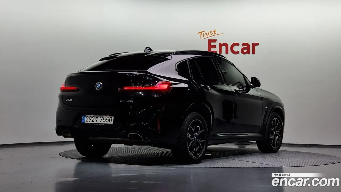 BMW X4 2023 из KR, фото 2