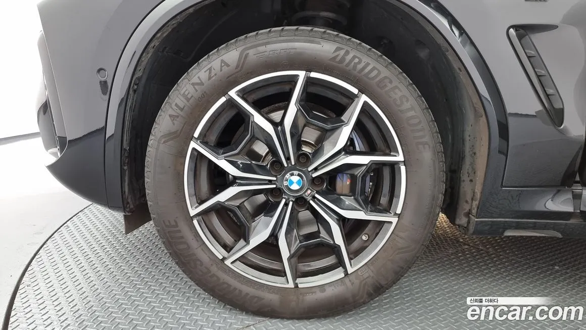 BMW X4 2023 из KR, фото 5