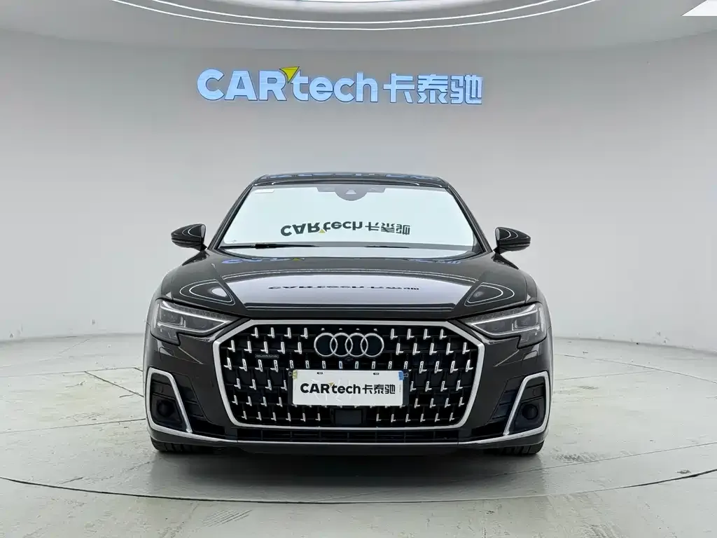 Audi A8 2024 из CN, фото 2