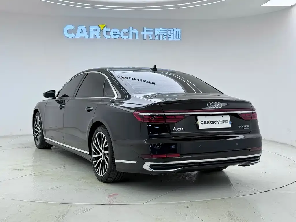 Audi A8 2024 из CN, фото 4