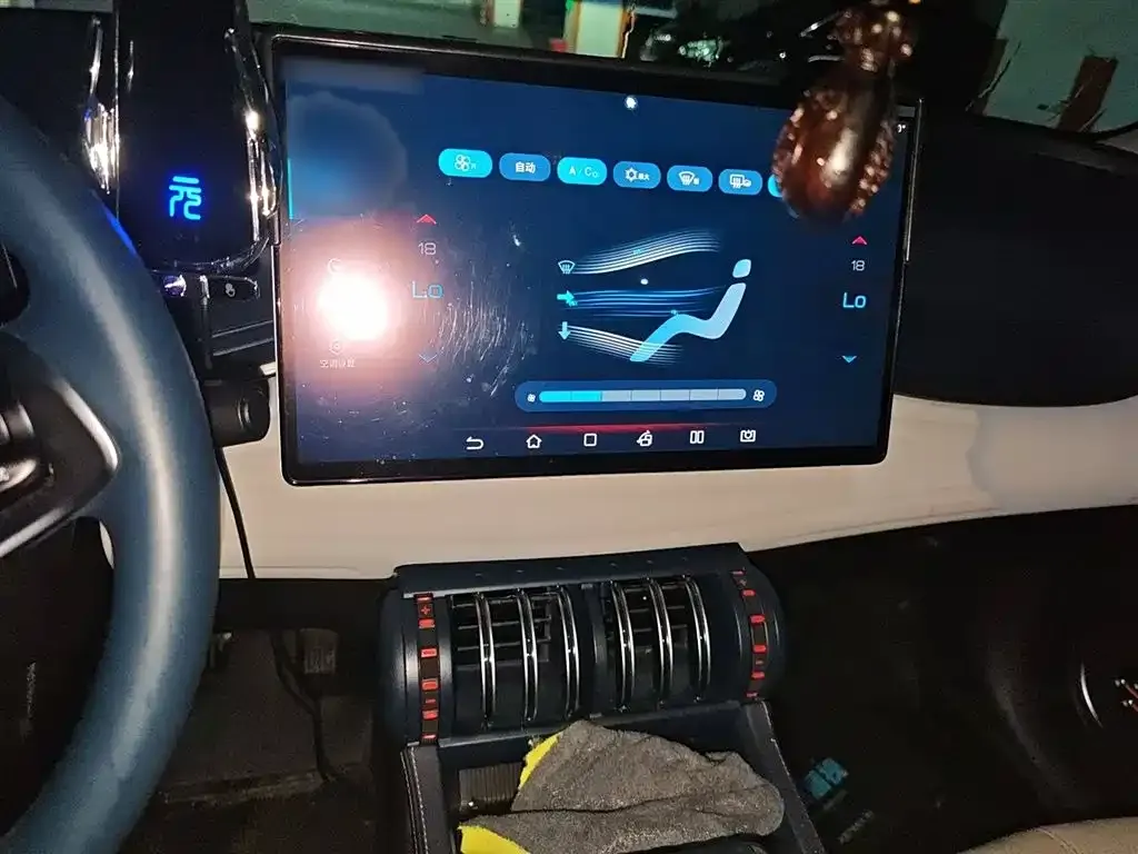 [object Object] Yuan Plus 2023 из CN, фото 6