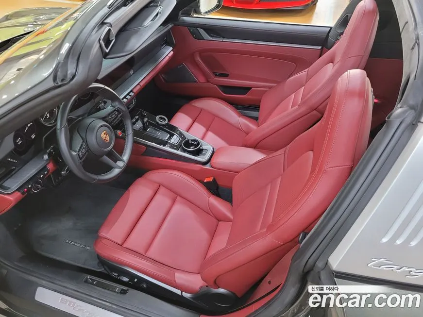 Porsche 911 2024 из KR, фото 7