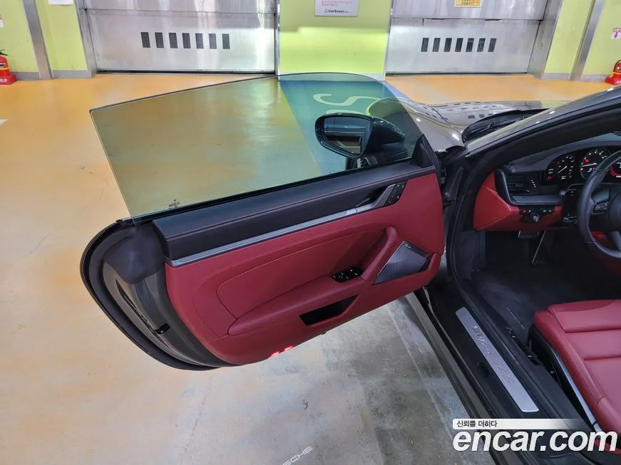 Porsche 911 2024 из KR, фото 9