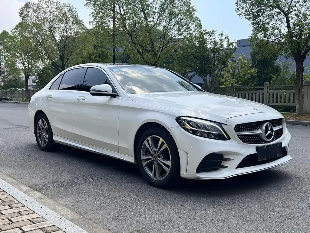 Mercedes-Benz C-Class — фото 3