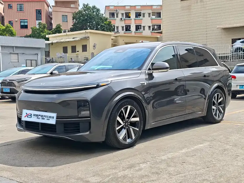 Li Auto L8 2023 из CN, фото 1