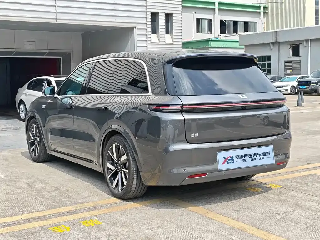 Li Auto L8 2023 из CN, фото 4