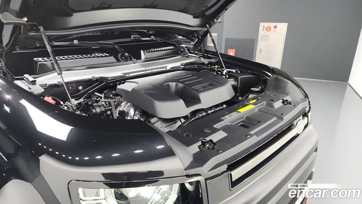 Land Rover Defender 2024 из KR, фото 6