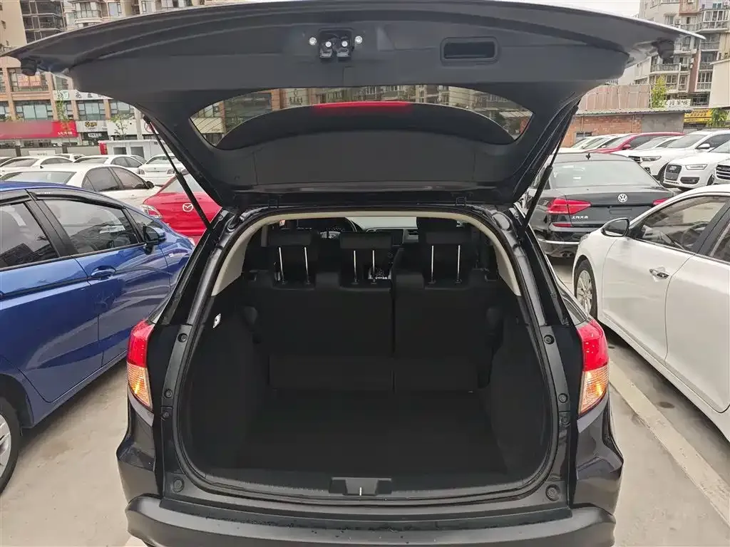 Honda Vezel 2022 из CN, фото 2