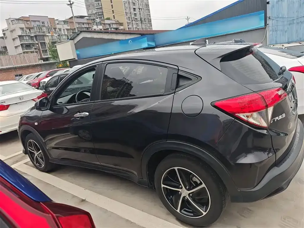 Honda Vezel 2022 из CN, фото 9