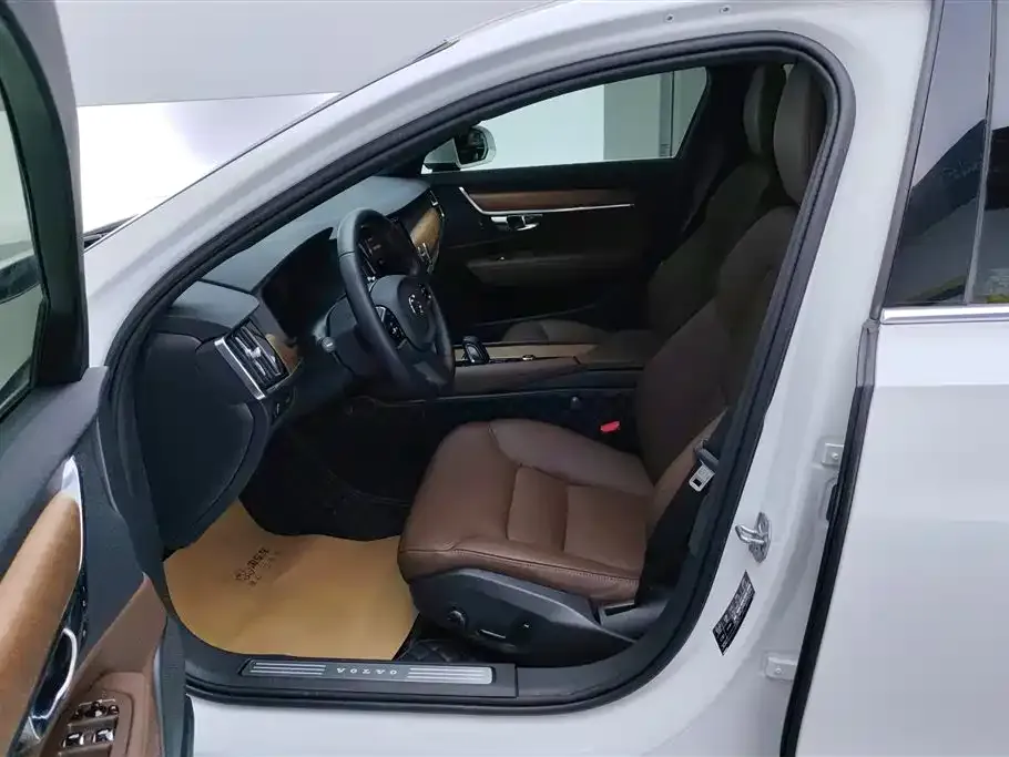 Volvo S90 2021 из CN, фото 8