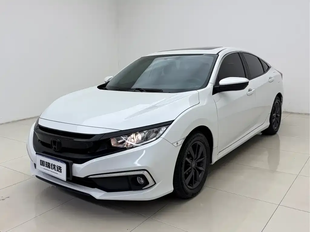 Honda Civic — фото 1