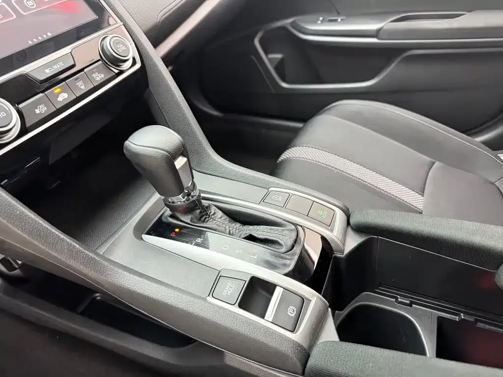 Honda Civic — фото 8