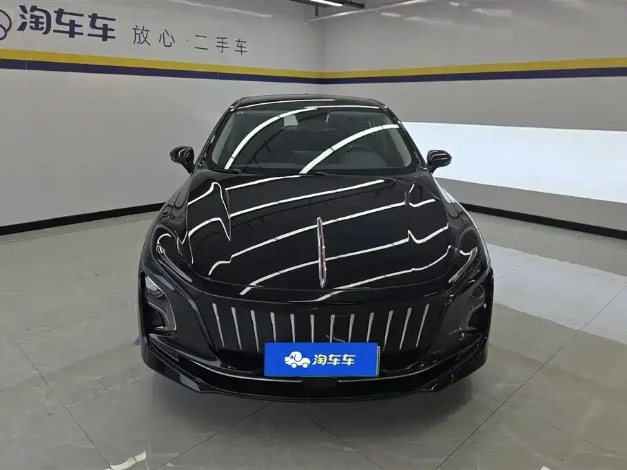 Hongqi E-QM5 — фото 2