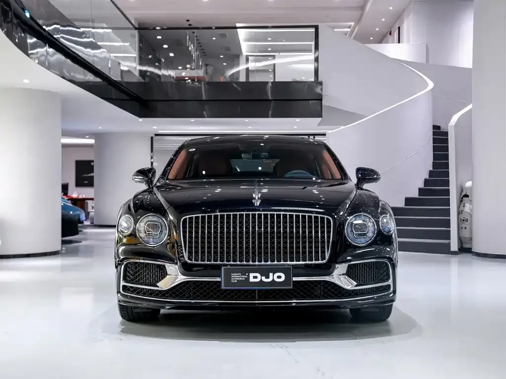 Bentley Flying Spur — фото 2