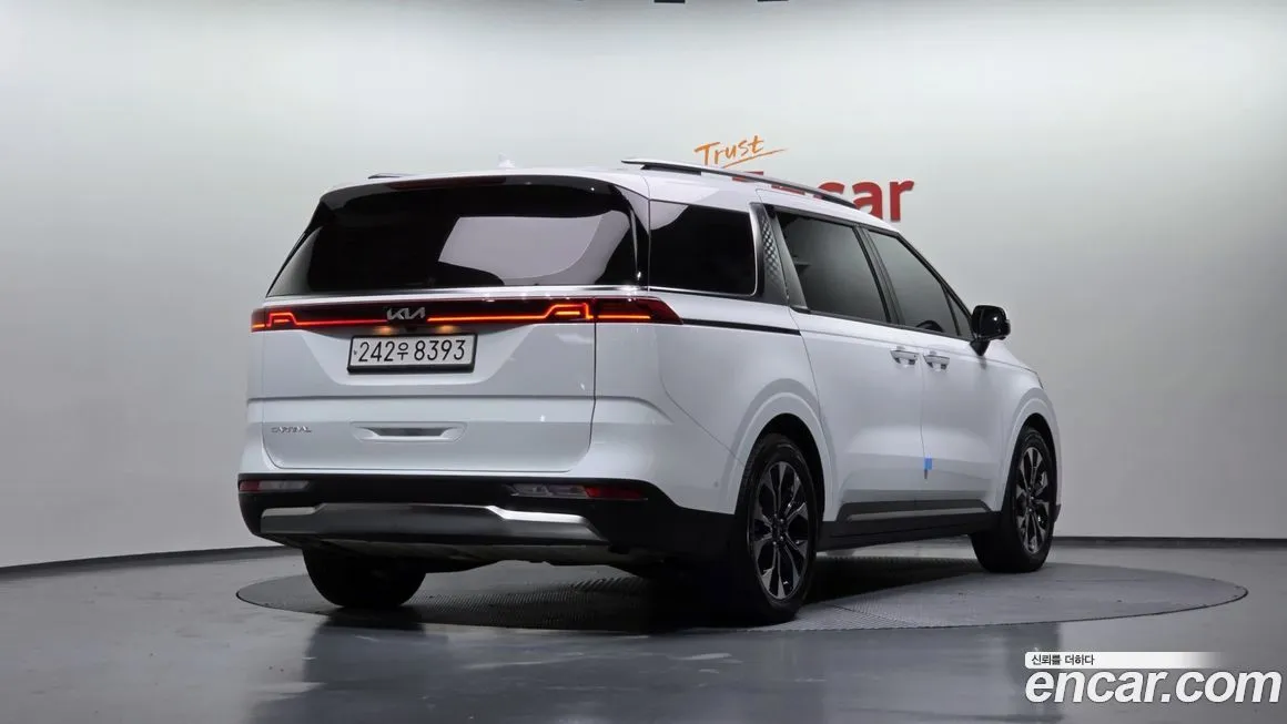 Kia Carnival 2023 из KR, фото 2