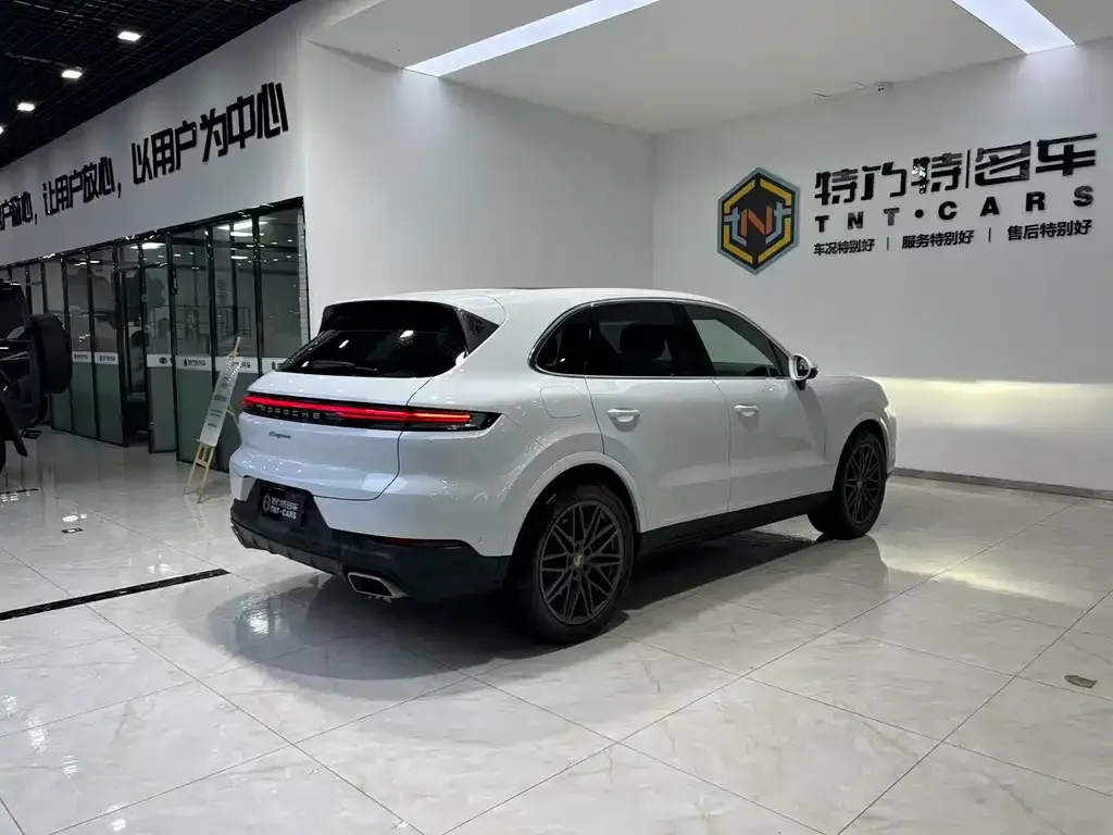 Porsche Cayenne 2024 из CN, фото 9