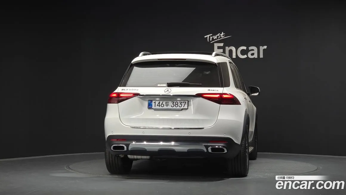 Mercedes-Benz GLE-Class — фото 4