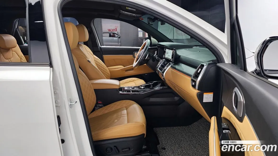 Kia Sorento — фото 10