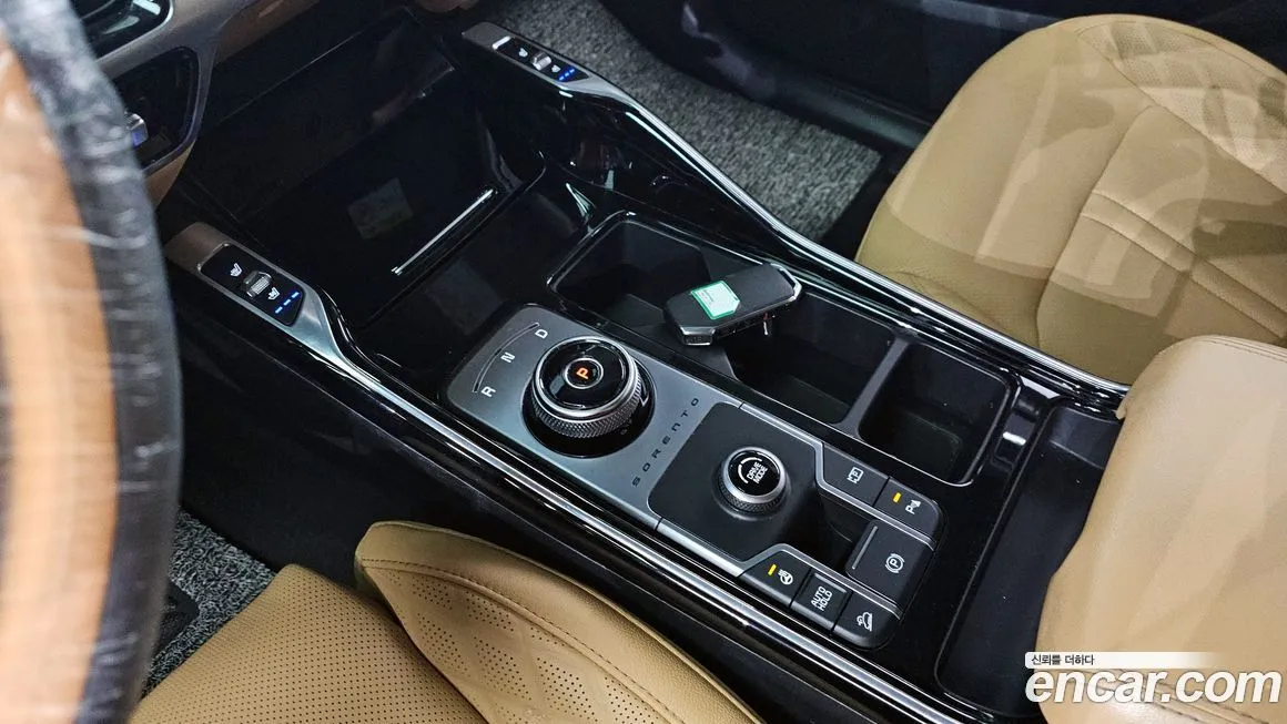Kia Sorento — фото 9