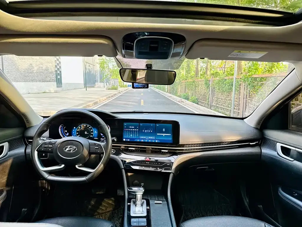 Hyundai Mistra 2021 из CN, фото 10