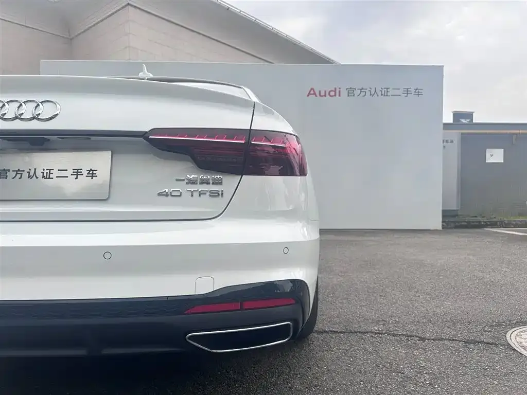 Audi A4L 2025 из CN, фото 10