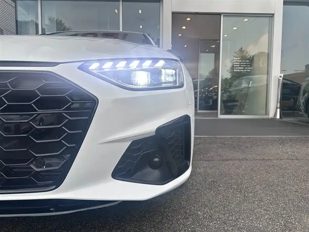 Audi A4L 2025 из CN, фото 9