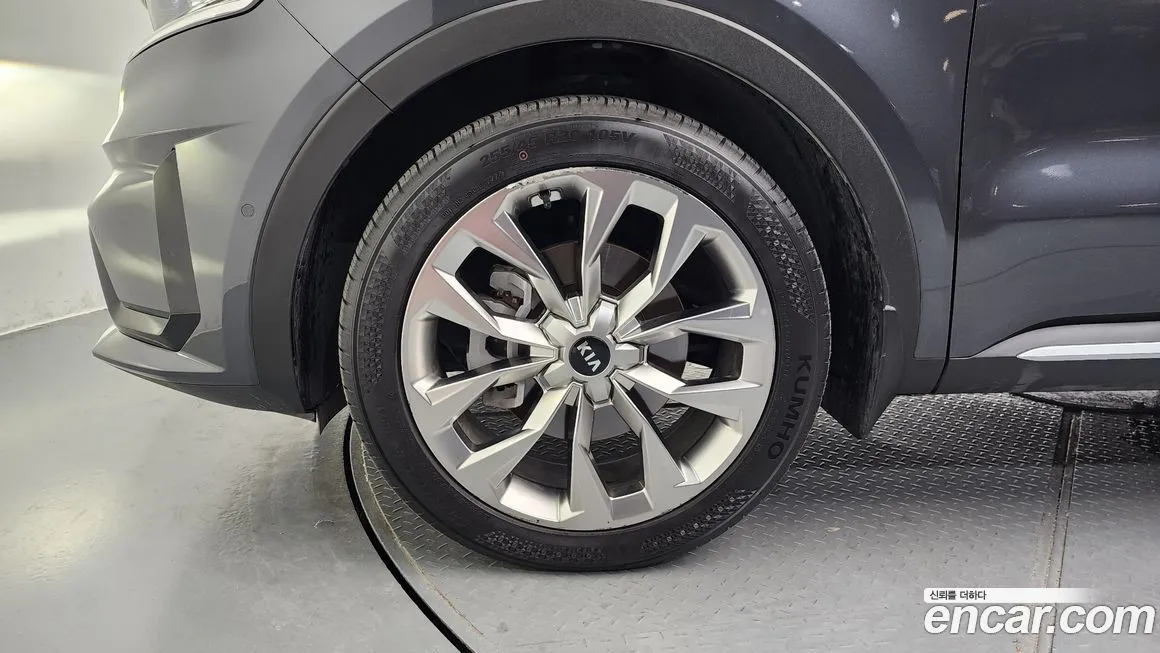 Kia Sorento — фото 5