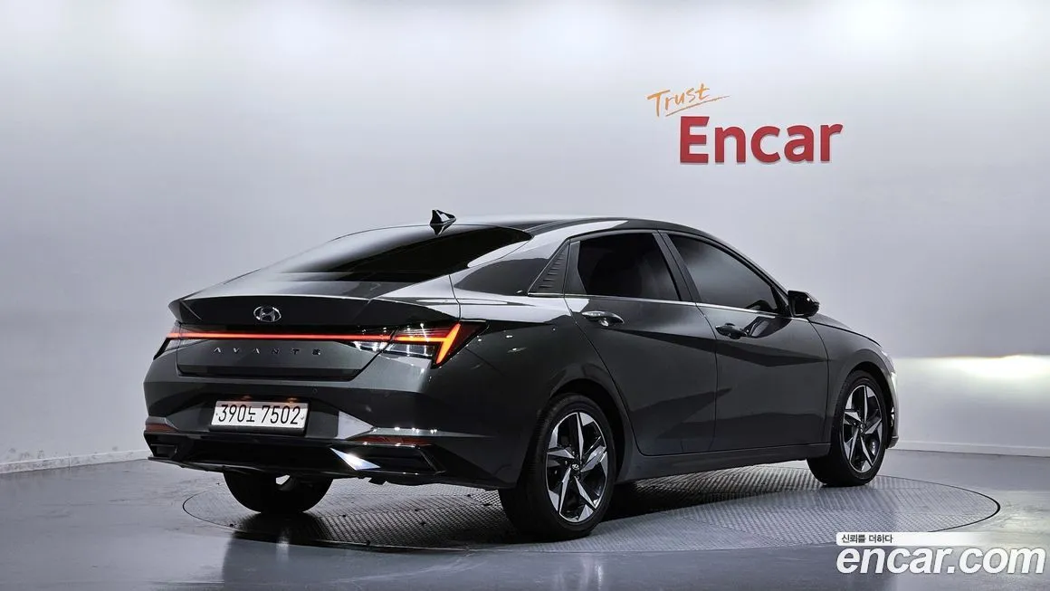 Hyundai AVANTE 2022 из KR, фото 2