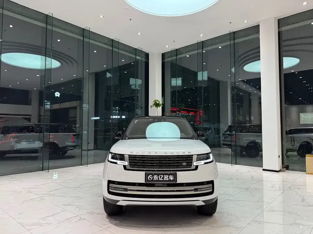 Land Rover Range Rover 2023 из CN, фото 2