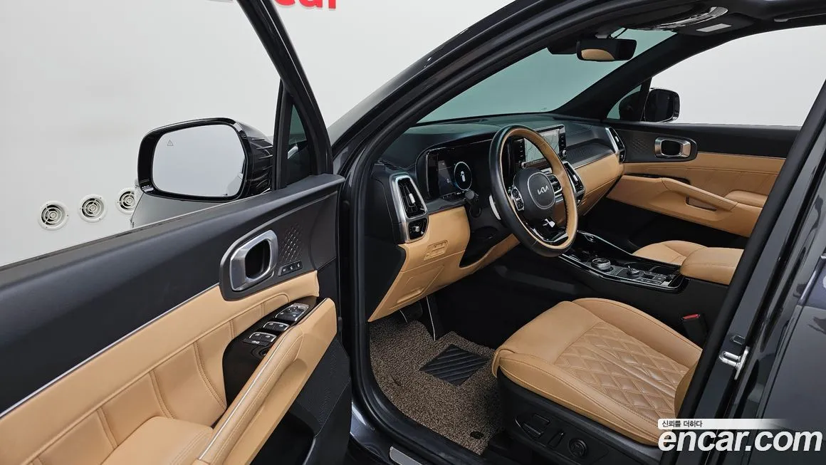 Kia Sorento — фото 10