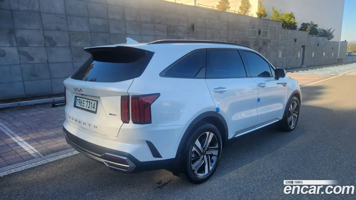 Kia Sorento — фото 5
