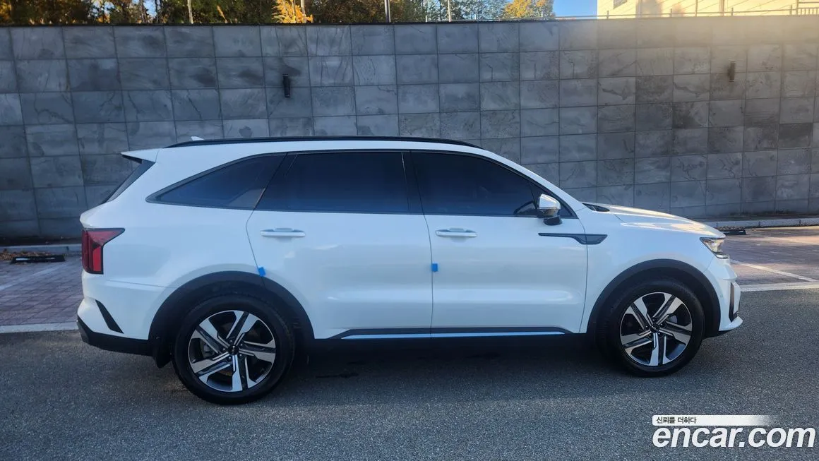 Kia Sorento — фото 7