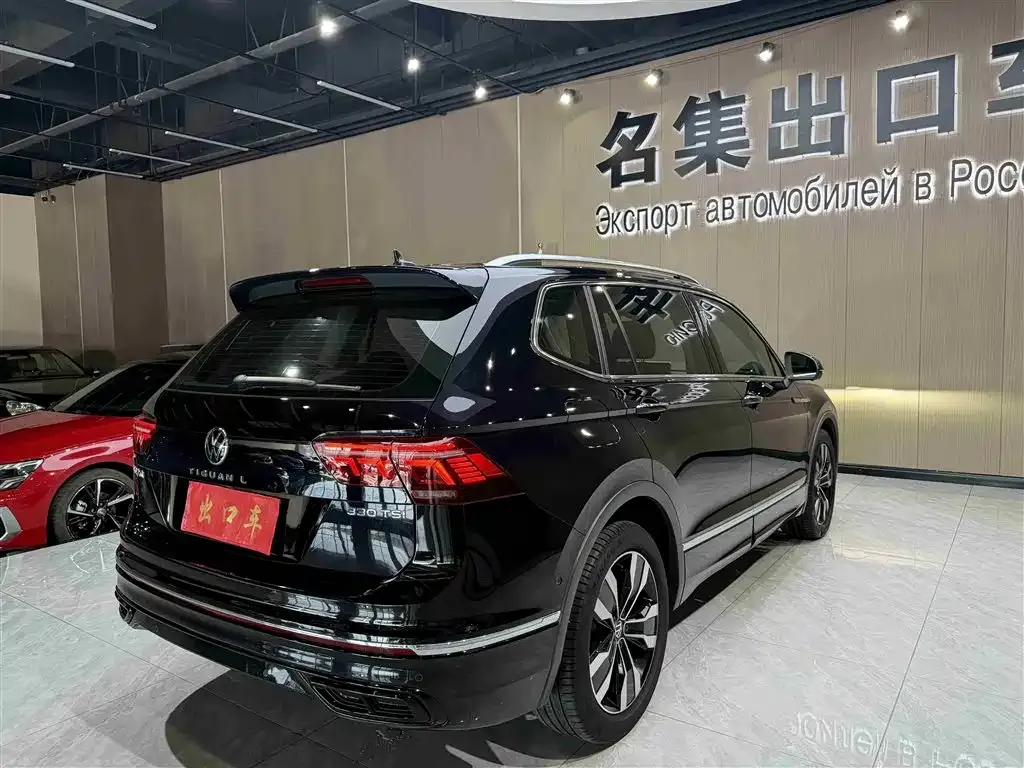 Volkswagen Tiguan L — фото 4