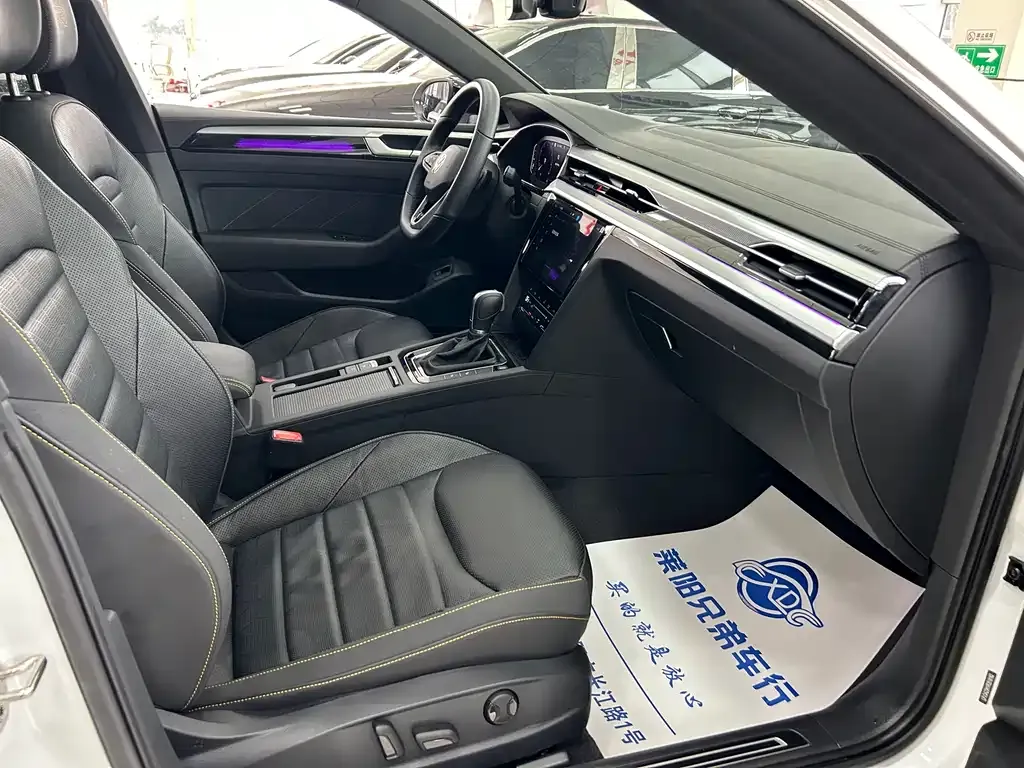 Volkswagen CC 2024 из CN, фото 7
