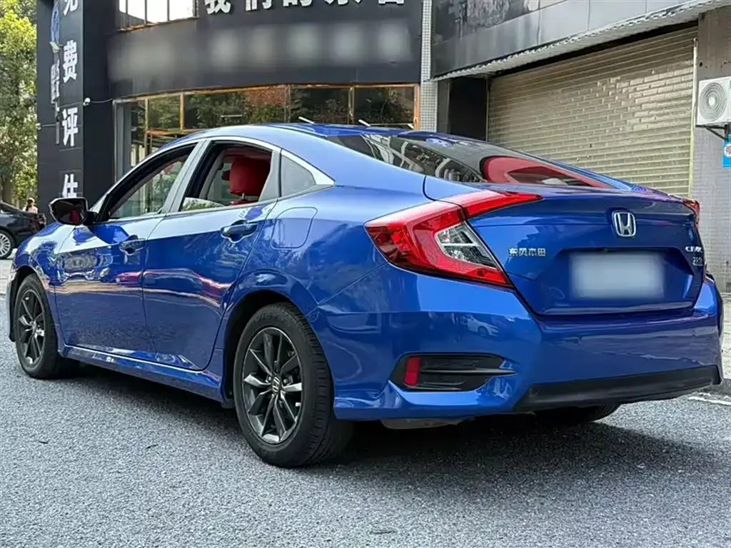Honda Civic — фото 5