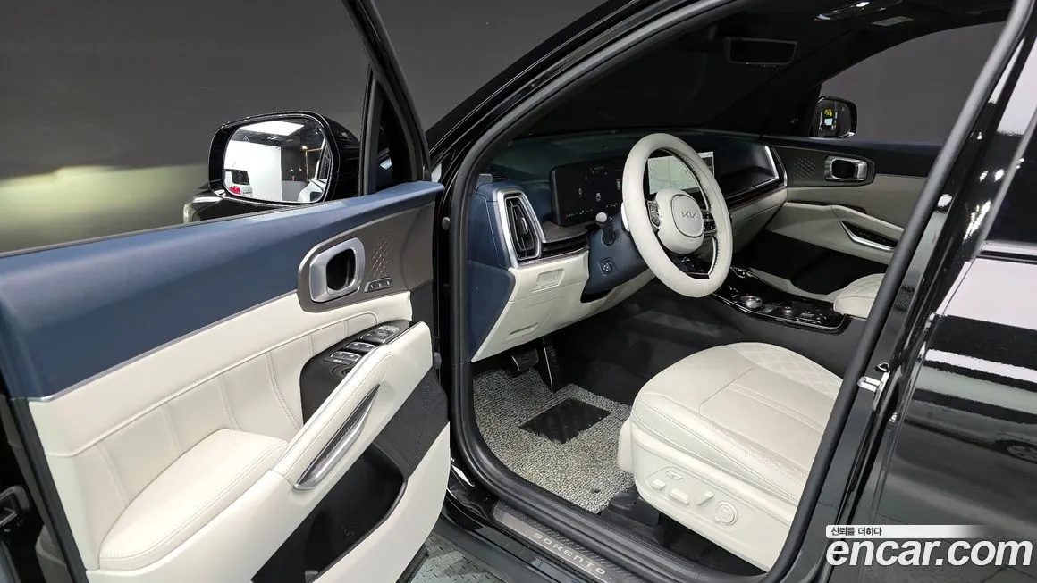 Kia Sorento — фото 10