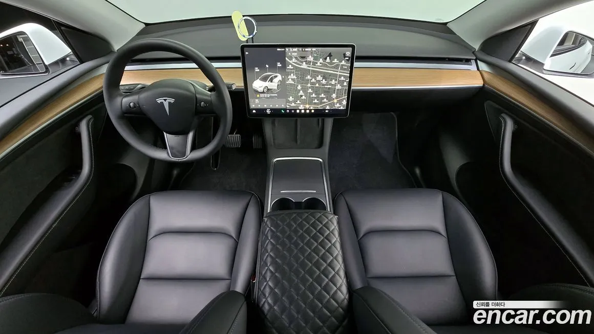 Tesla Model Y — фото 7