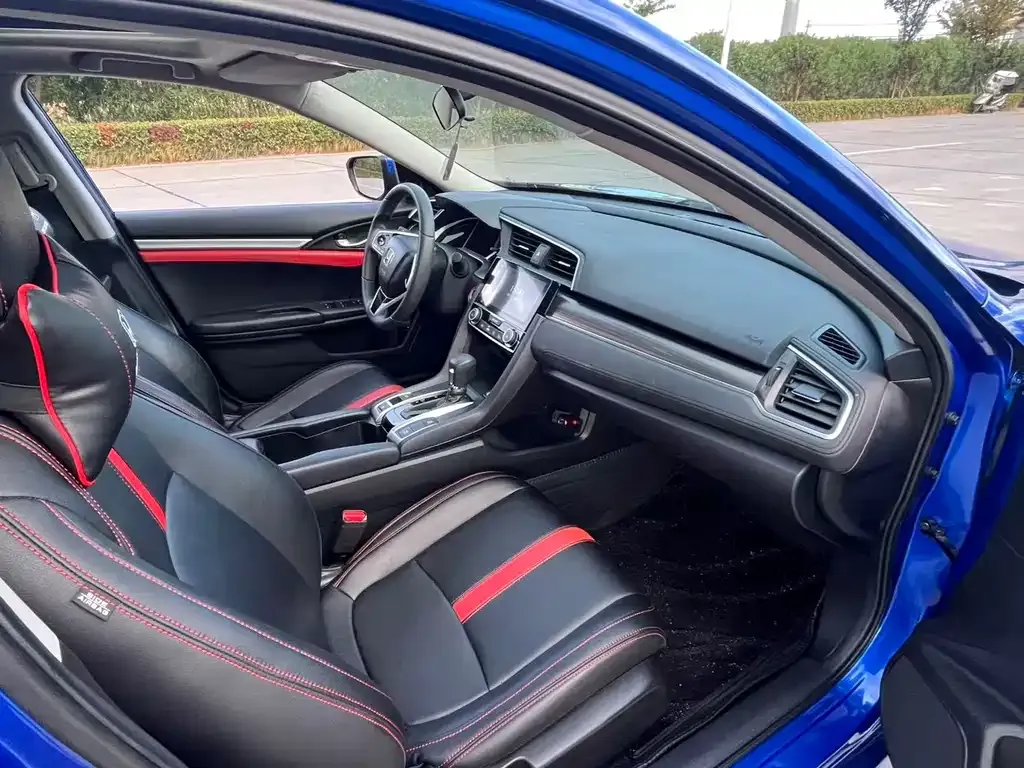 Honda Civic 2021 из CN, фото 4