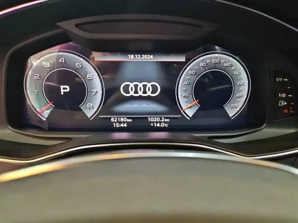 Audi A6L 2021 из CN, фото 10