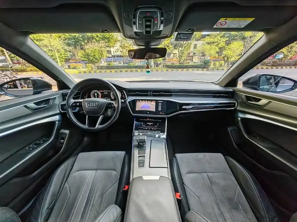 Audi A6L 2021 из CN, фото 7