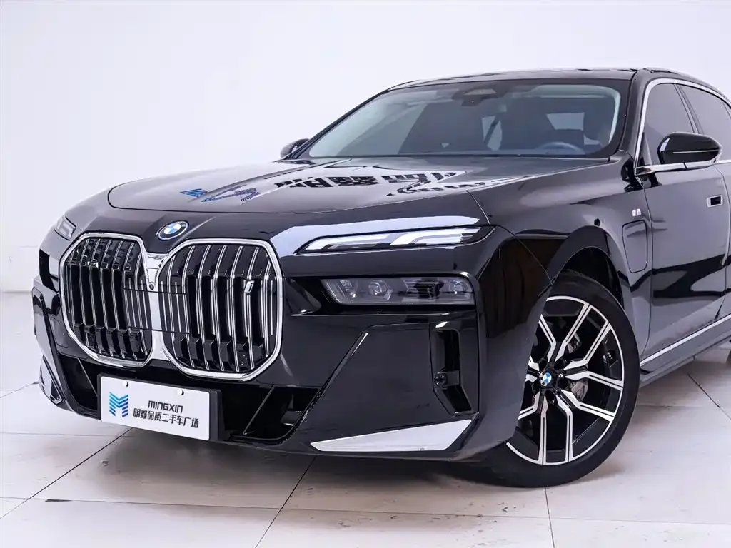 BMW i7 2024 из CN, фото 3
