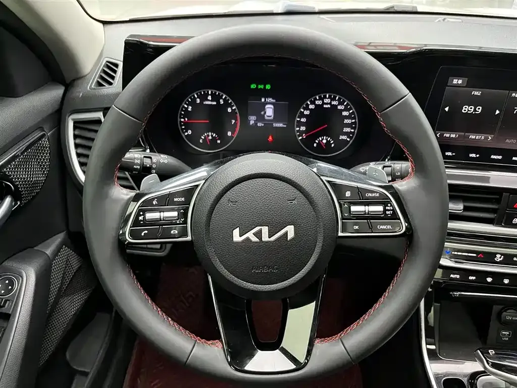 Kia KX3 — фото 3