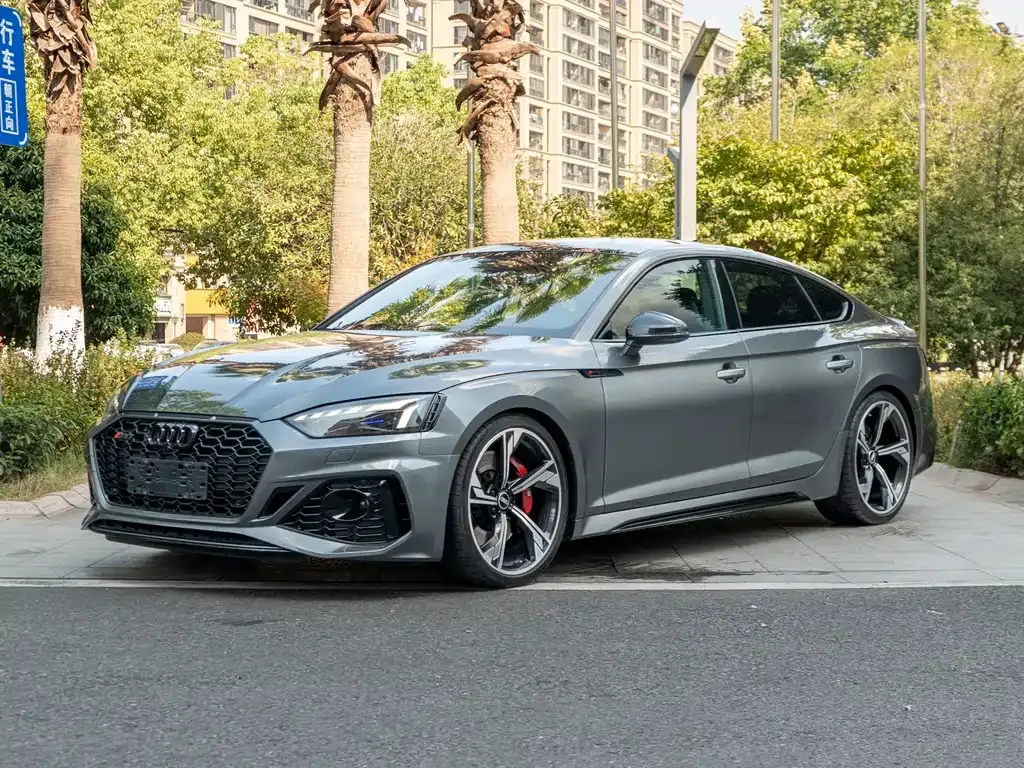 Audi RS 5 — фото 1