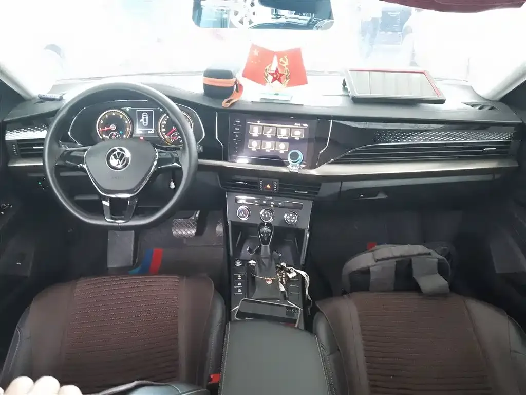 Volkswagen Passat — фото 10