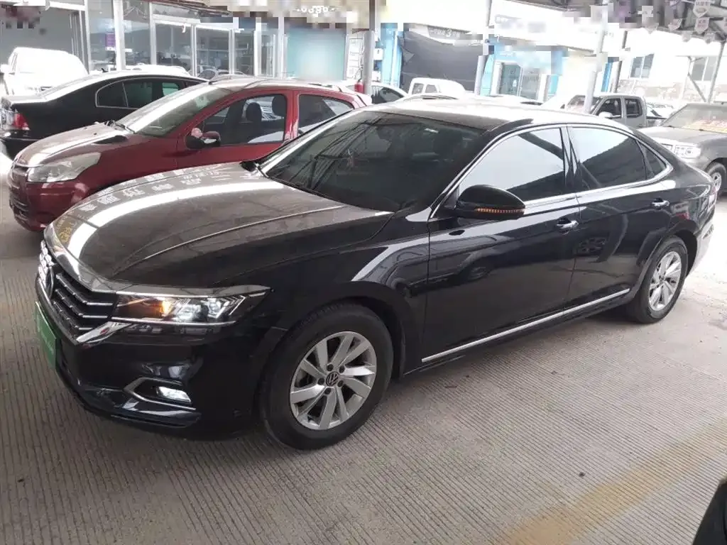 Volkswagen Passat — фото 5
