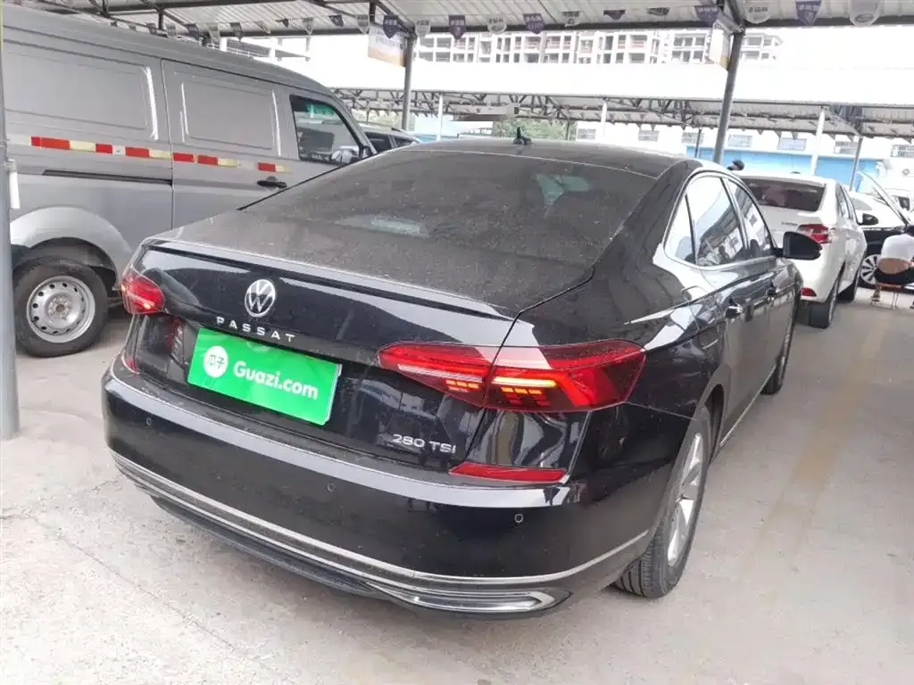 Volkswagen Passat — фото 7