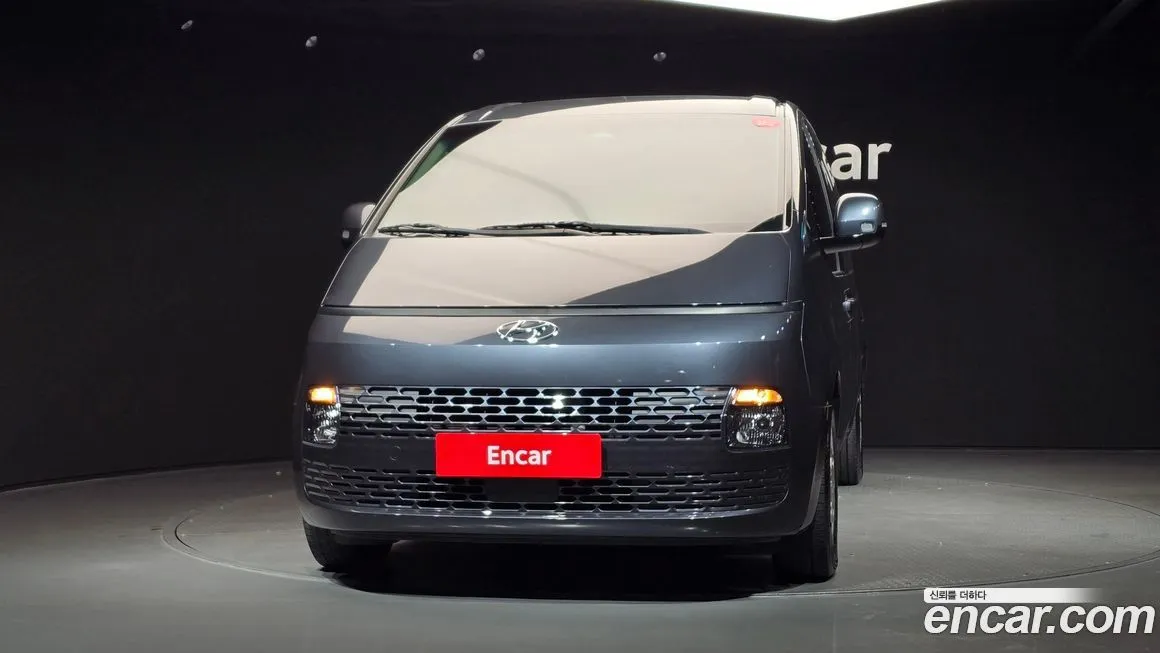 Hyundai Staria — фото 3