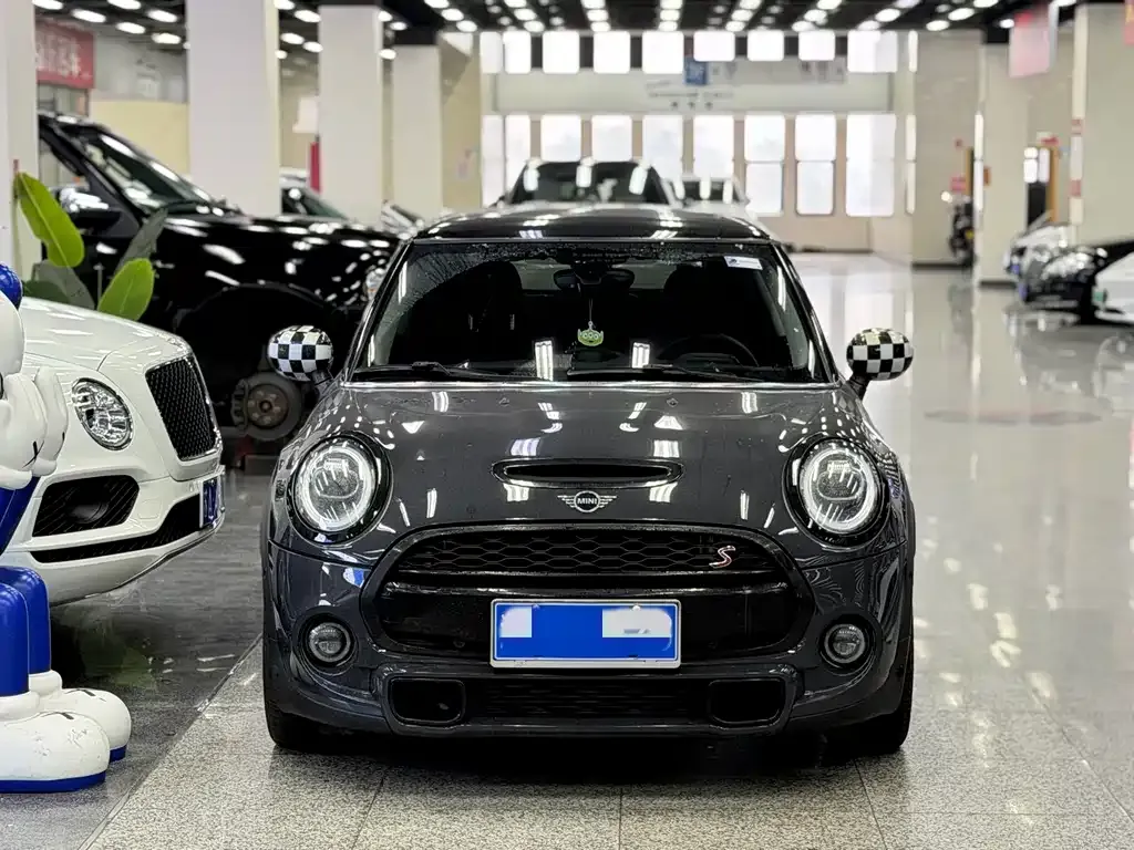 MINI Cooper (3-door) 2021 из CN, фото 2